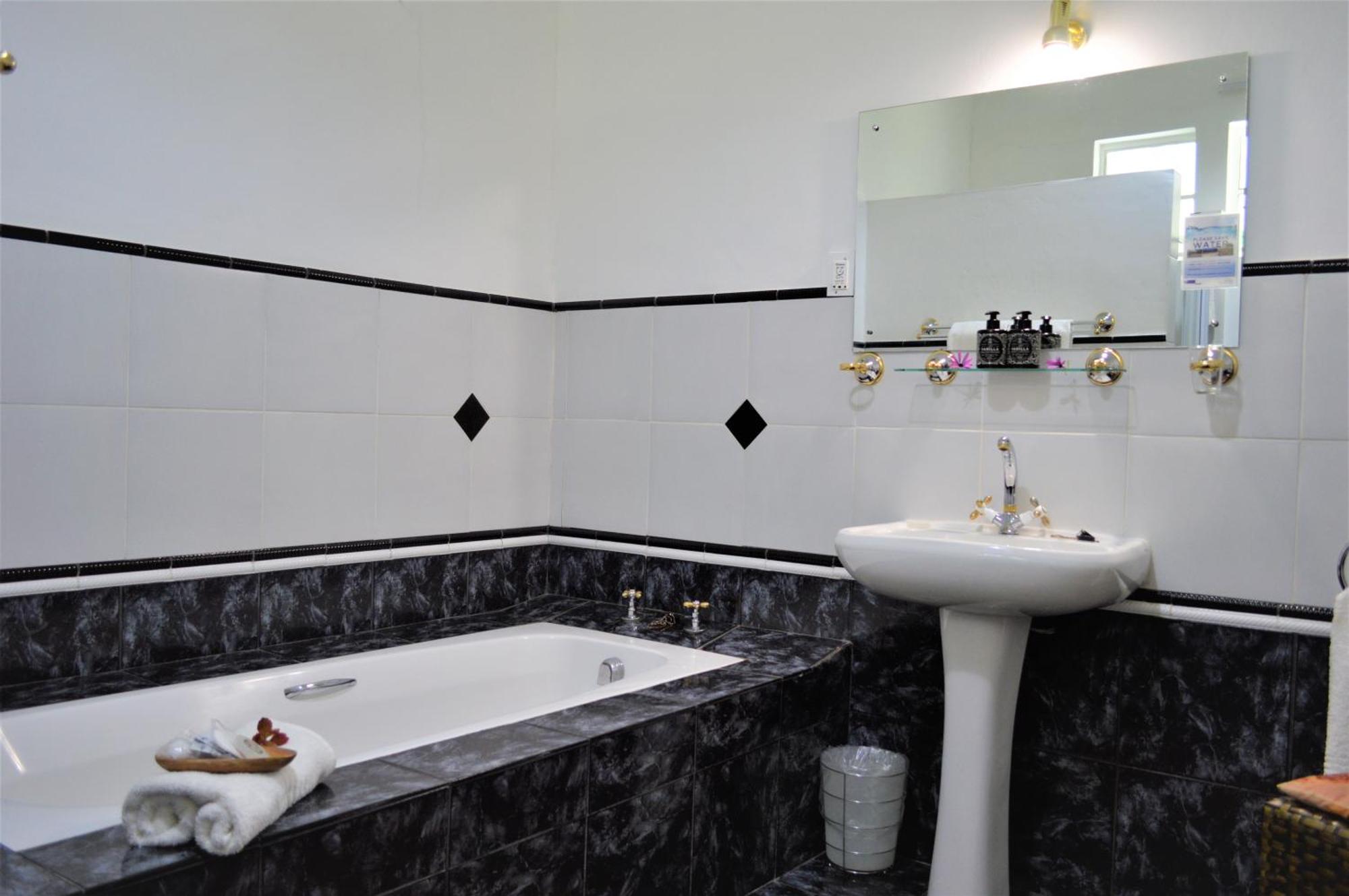 Adley House Bed & Breakfast เอาท์สโฮร์น ภายนอก รูปภาพ